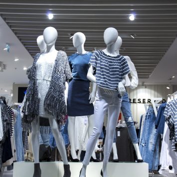 Ko odpadne plastične vrečke in pločevinke postanejo športni dresi